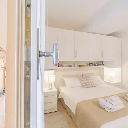 Apartament Casa Letizia Bolonia